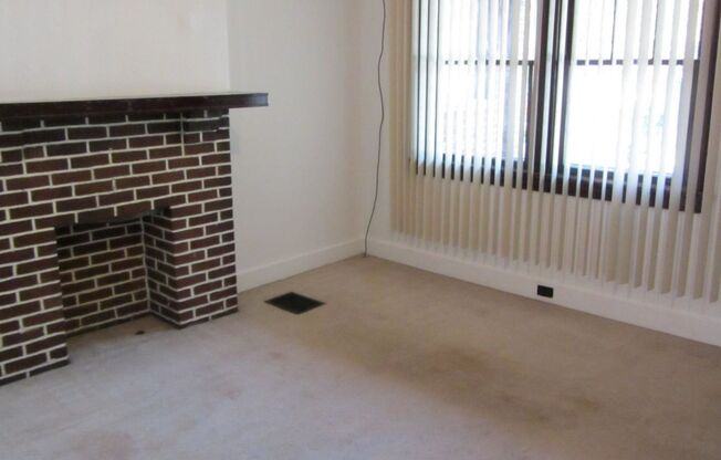 Available June 1, 2026: Lease ends May 29,2027