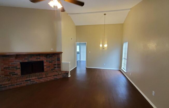 3 Bedroom Lancaster Home for Lease