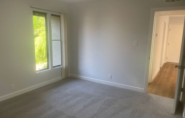 2 beds, 1 bath, 720 sqft, $2,395, Unit 06