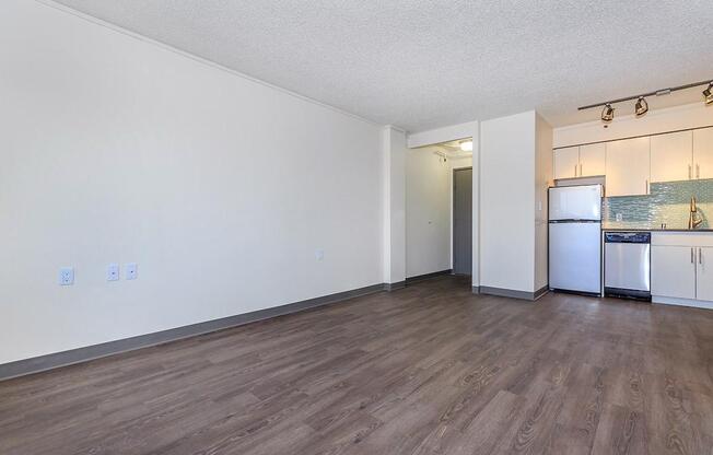 1 bed, 1 bath, 525 sqft, $1,500