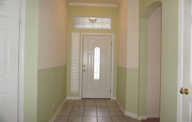 6114 OAKWOOD TRL