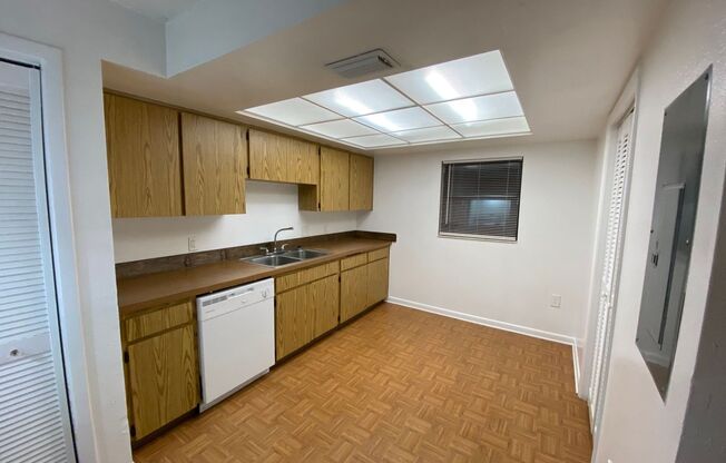 2 beds, 2 baths, 1,200 sqft, $1,450, Unit 202