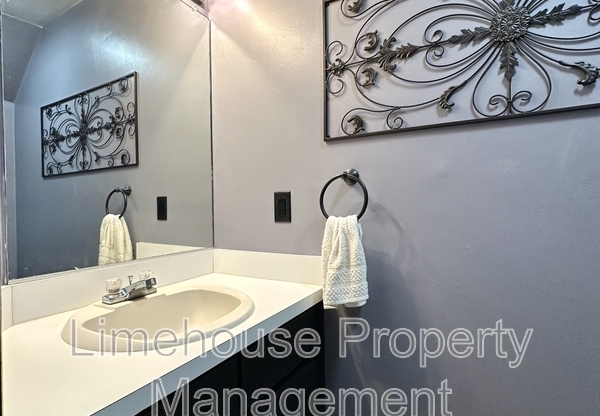 4005 SALEM TERRACE 1
