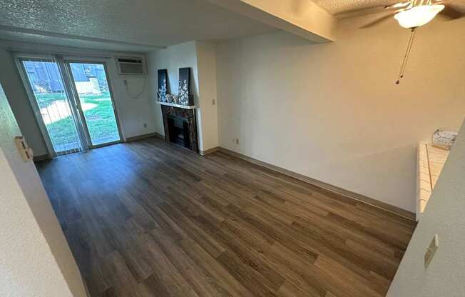 Clearwater Square Apartments in Kennewick, Washington Living Room with Fireplace