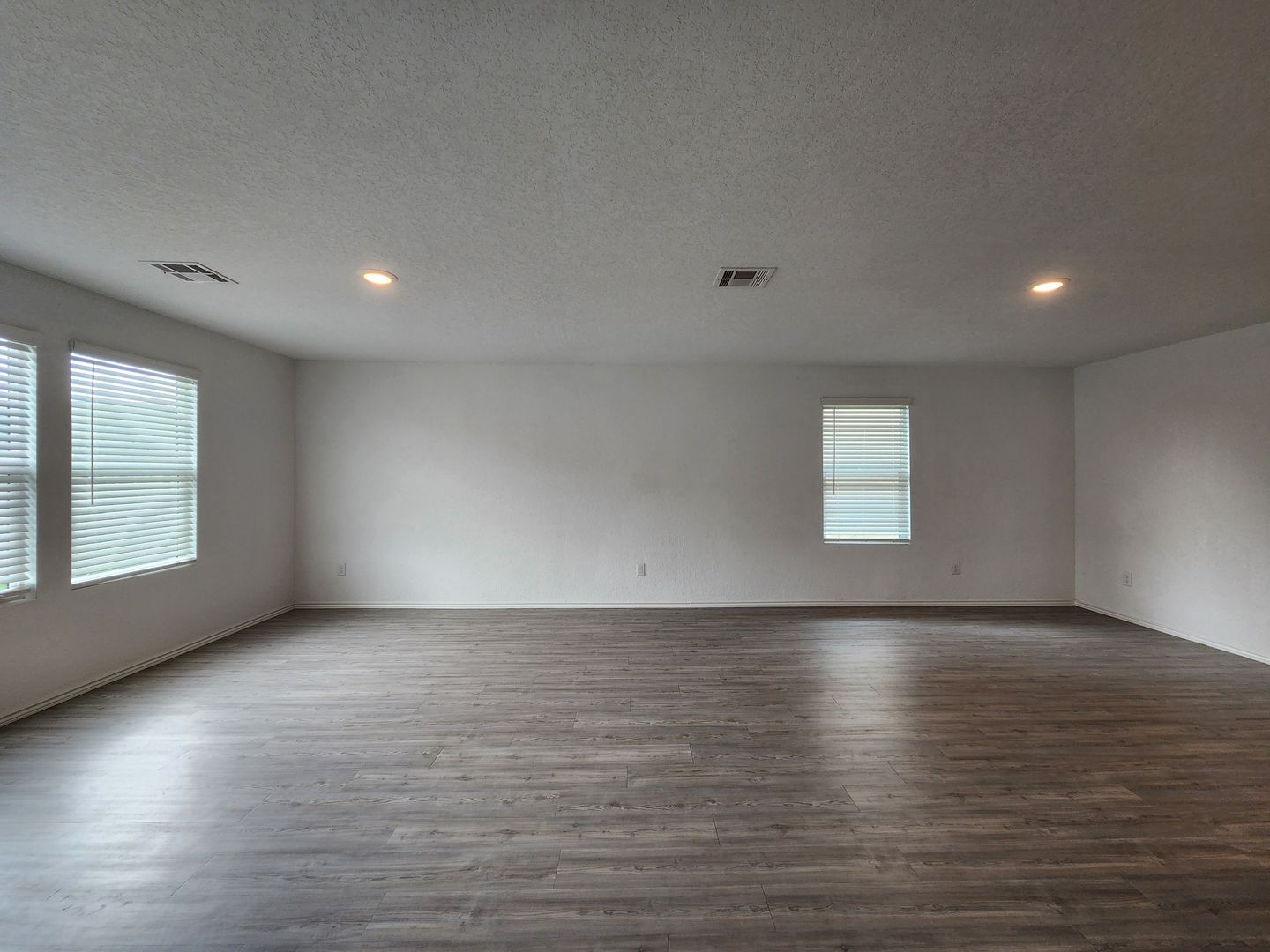 Instant Hot Water / Fridge Included / Community Pool  & Playground / No Carpet / CISD