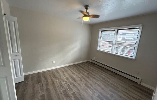 2 beds, 1 bath, 850 sqft, $1,400, Unit 5