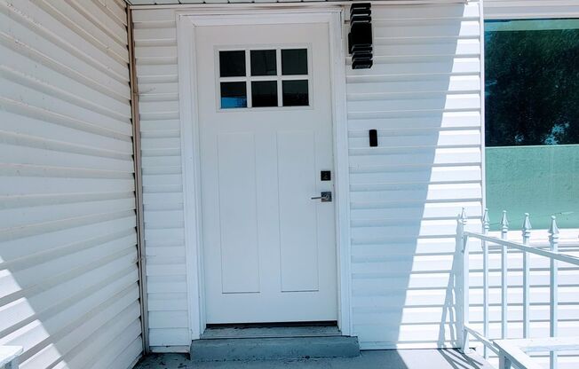 Gorgeous Newly Remodeled House!!
