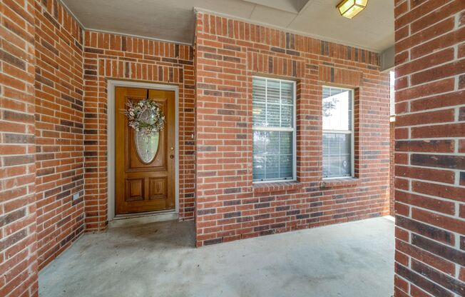 BEAUTIFUL 3-BEDROOM HOME IN ROSE MEADOWS