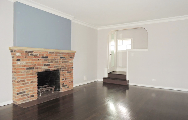 Updated 3 Bedroom - 1.5 Bathroom Cleveland Hts. Colonial for Rent!