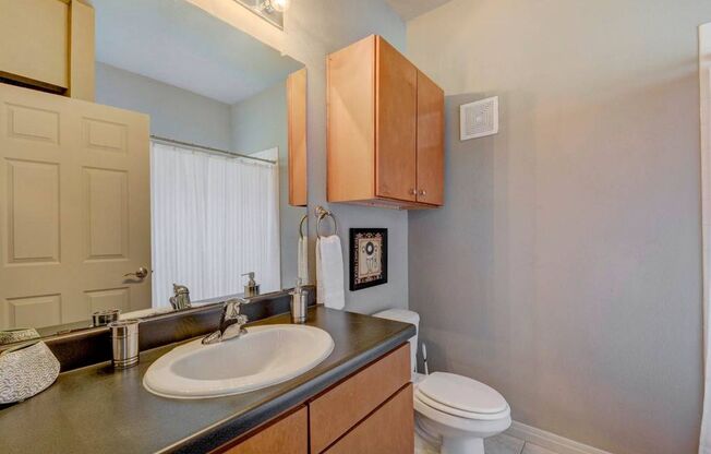 3 beds, 2 baths, 899 sqft, $2,395, Unit 607