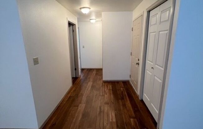 2 beds, 2 baths, 1,030 sqft, $1,795, Unit 532