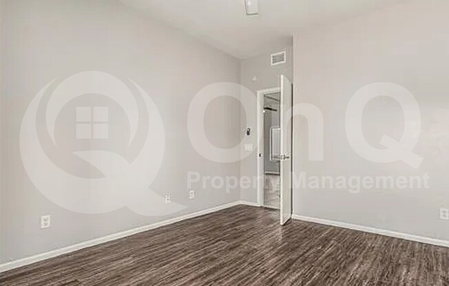 3 beds, 2 baths, 1,088 sqft, $1,700, Unit 120