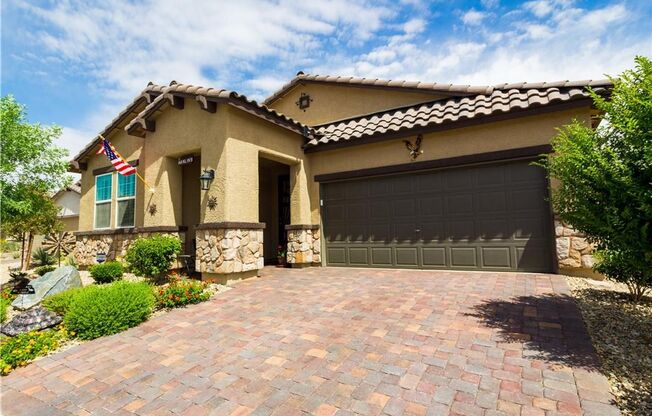 Single Story Home with Lush Backyard! Coming Soon! Available 7/15/2025!