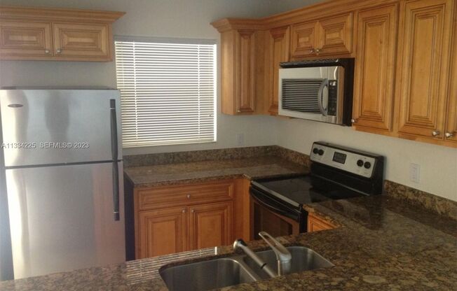 2BR/2BA Ground-Floor Condo in Palm Beach Grande