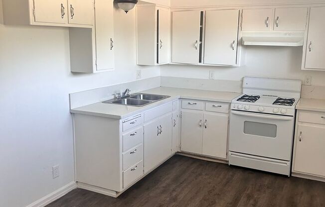 820 Sutter Ave.