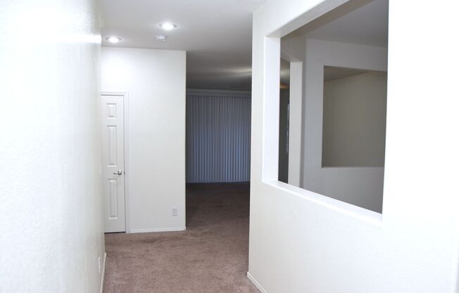 2BED/2BA SOUTHWEST HOME - 1 STORY IN GATED COMMUNITY WITH POOL AREA AND SPA