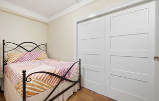 129 W 89 ST