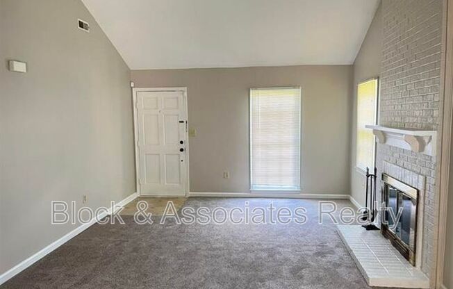 2708 HEATHERSMITH CT