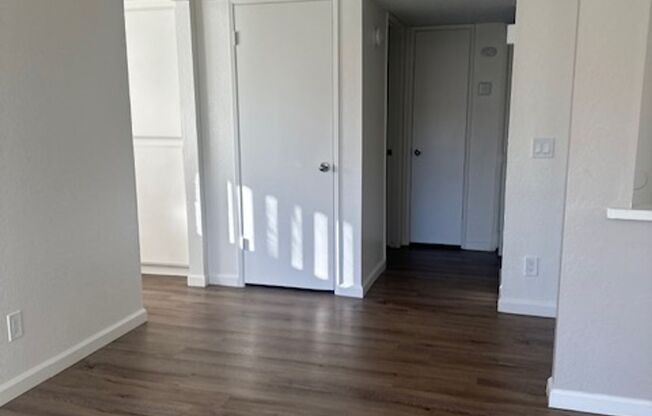 1 bed, 1.5 baths, 840 sqft, $1,350, Unit 137