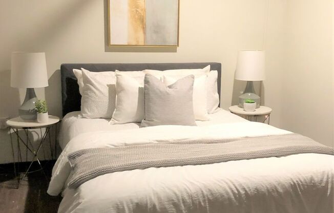 2 beds, 2 baths, 1,747 sqft, $1,995, Unit G01