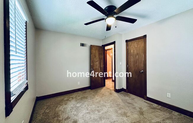 3 beds, 2 baths, $1,649