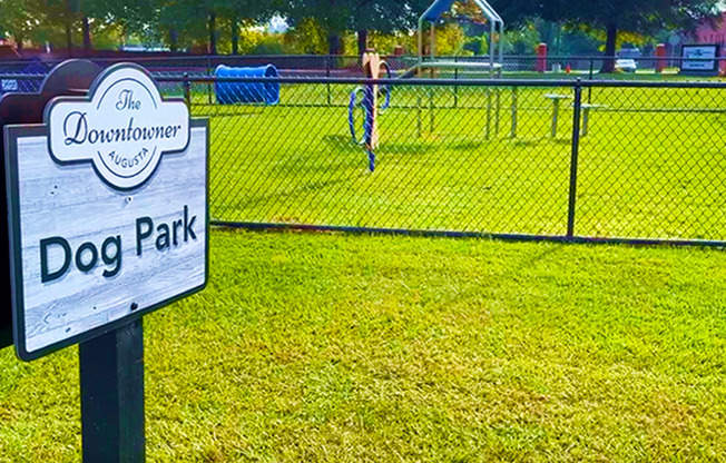 The Downtowner Apartments Dog Park
