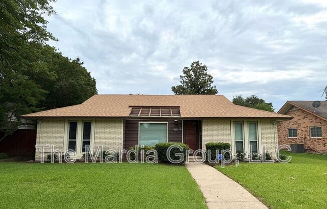 1506 WHITEOAK DR