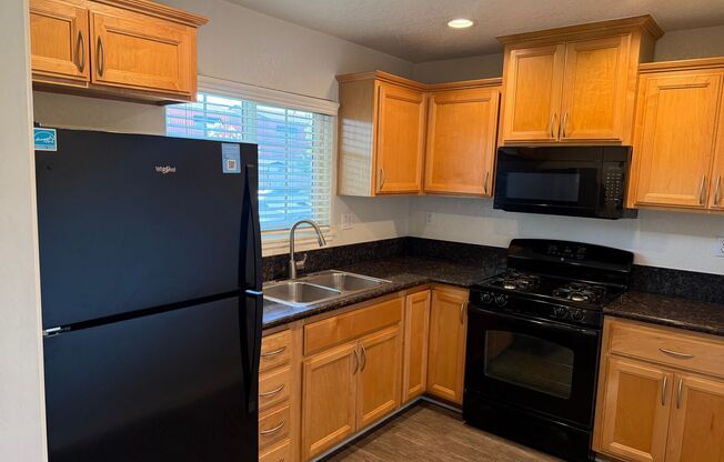 1 bed, 1 bath, 561 sqft, $2,075, Unit 4948B