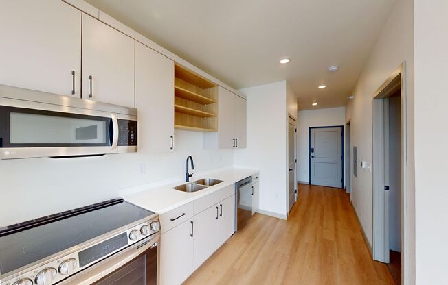 1 bed, 1 bath, 604 sqft, $820