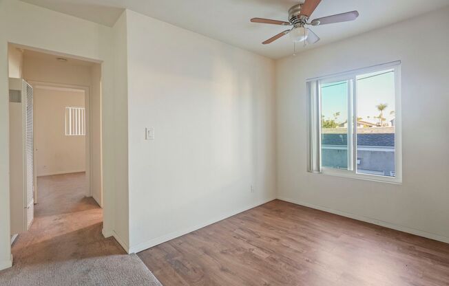 2 beds, 1 bath, 770 sqft, $2,500, Unit #09