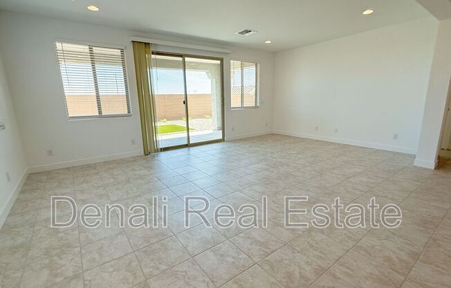 14807 W SOFT WIND CIR