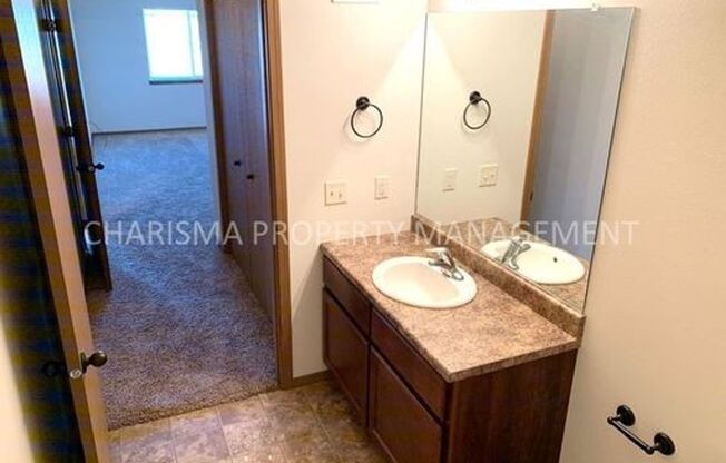 3 beds, 2 baths, 1,050 sqft, $1,199, Unit 535 Figzel Court #205