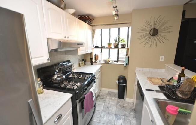 1 bed, 1 bath, 684 sqft, $2,450, Unit 405