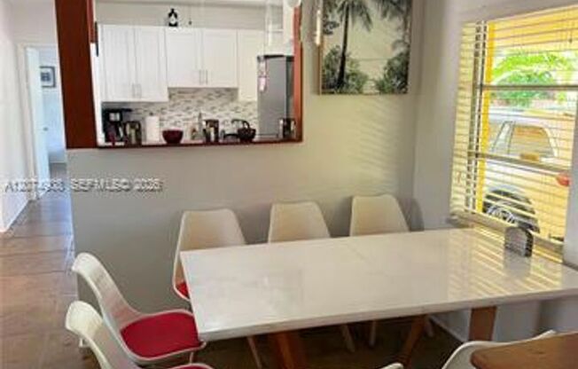 935 Polk St # 935, FL 33019