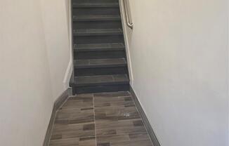 3 beds, 1 bath, 2,700 sqft, $2,900, Unit 2F