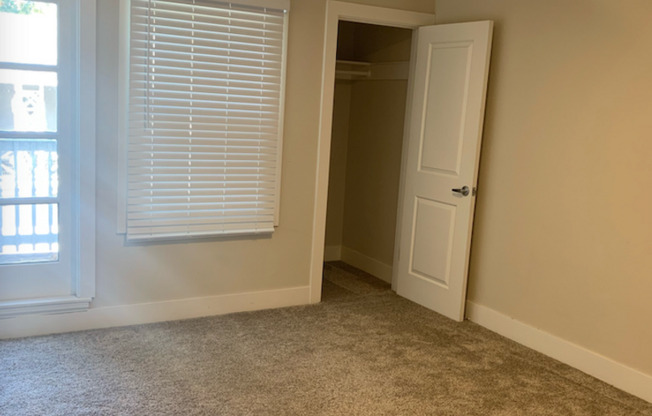 2 beds, 1 bath, $2,995, Unit 3