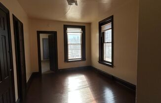 1 bed, 1 bath, $995, Unit 422 Apt B