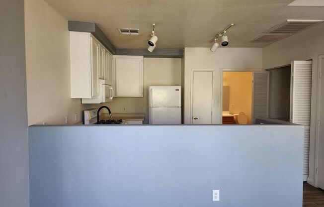 2 beds, 2 baths, $1,500, Unit # 271