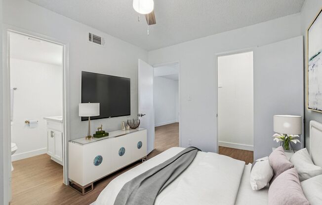 1 bed, 1 bath, 450 sqft, $1,335, Unit 321