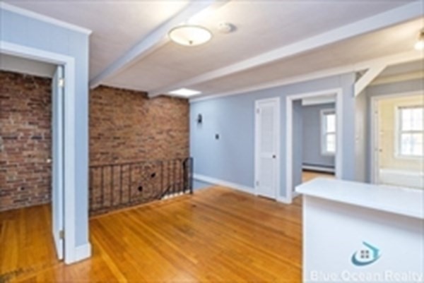 4 WIGGLESWORTH ST