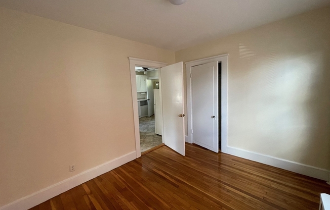 2 beds, 1 bath, 814 sqft, $1,900, Unit 1