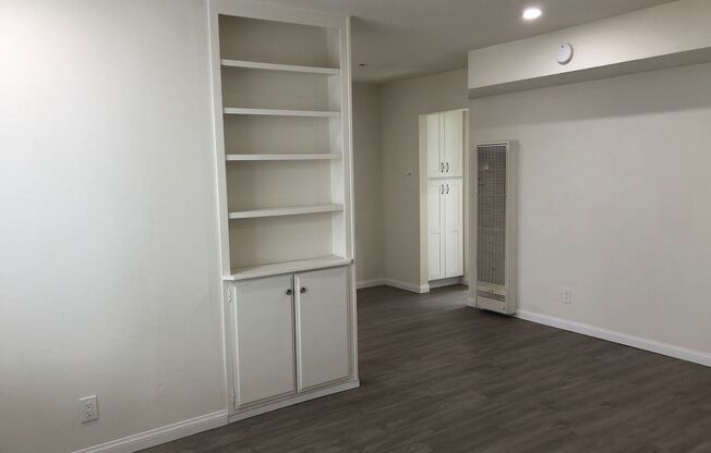 1 bed, 1 bath, 620 sqft, $1,845, Unit 04