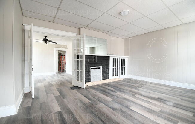 715 N 33 ST