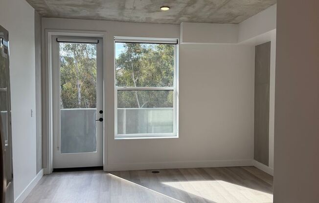 Studio, 1 bath, 362 sqft, $2,250, Unit 403