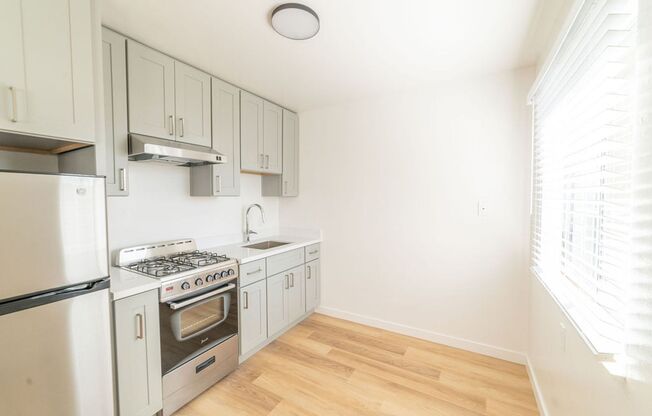 274 40th Street Way