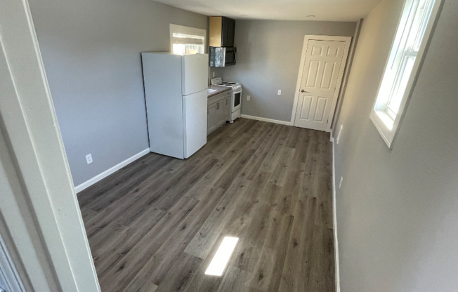 1119 ELGIN ST