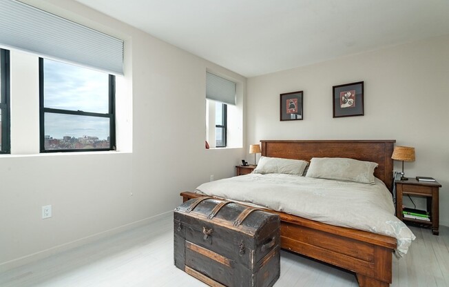 2 beds, 2 baths, 1,350 sqft, $7,000, Unit 701