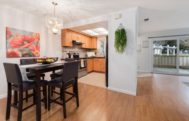 Excellent lower level Condo in Gated Warm Springs Neighborhood of Fremont