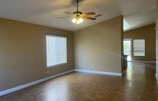 Great 1 story home, 3brs, 2bth, 2cg