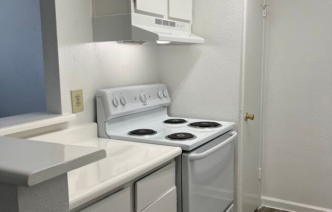 1 bed, 1 bath, 640 sqft, $885, Unit 1502